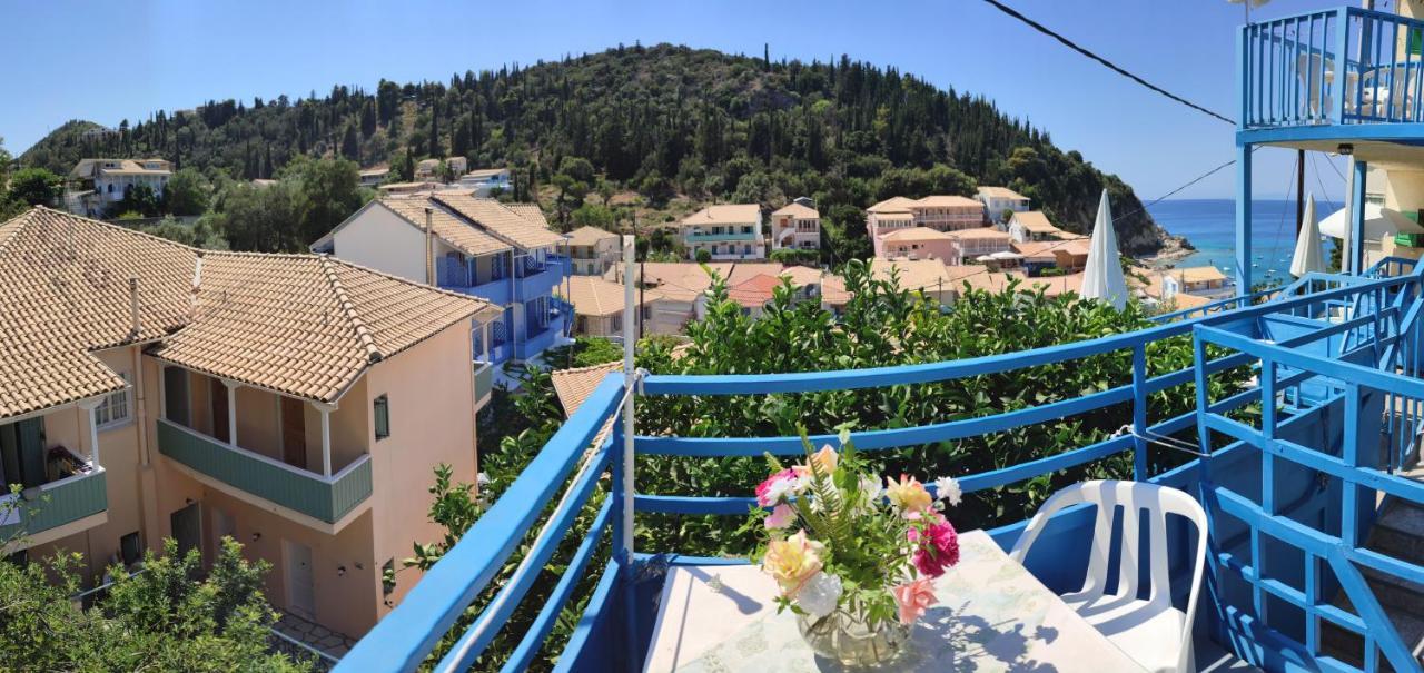 Villa Spiros Áyios Nikítas エクステリア 写真