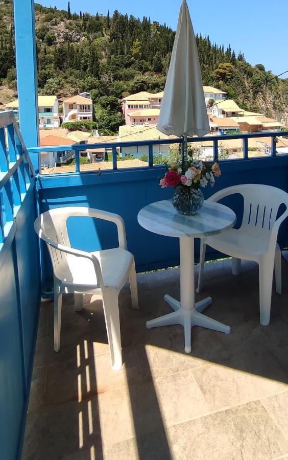 Villa Spiros Áyios Nikítas エクステリア 写真