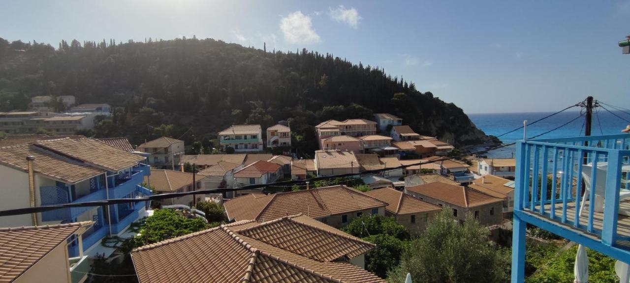 Villa Spiros Áyios Nikítas エクステリア 写真